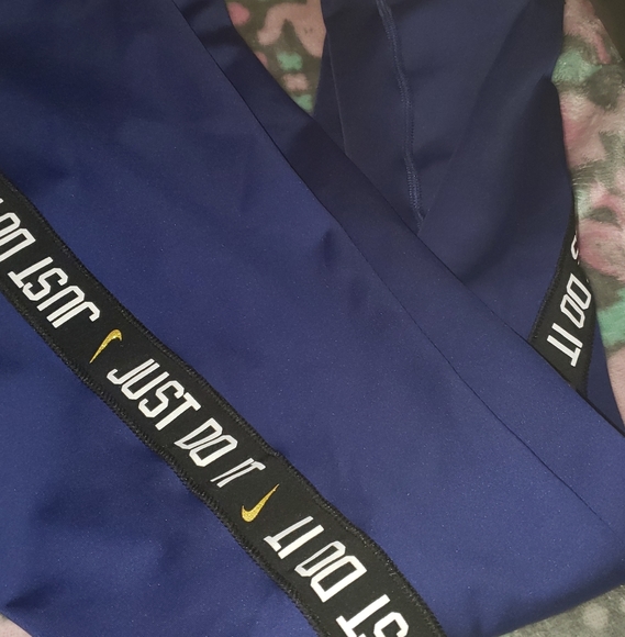 Nike Leggins - Picture 2 of 8